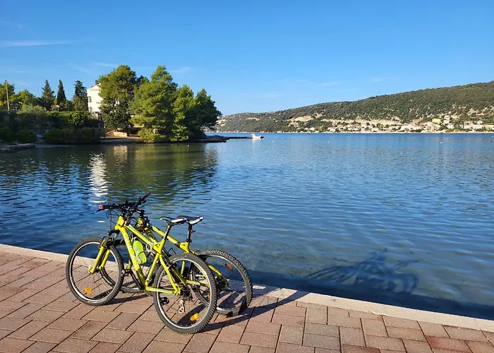 Docks - Island Rab, Croatia